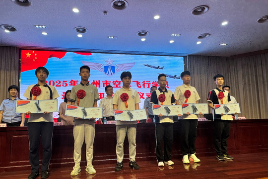 Giấc mơ thành phi công quân đội: Cuộc đua khốc liệt nhất Trung Quốc