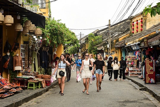 Yêu cầu cho ngành du lịch: Quản lý chặt, quảng bá mạnh, đón thông minh