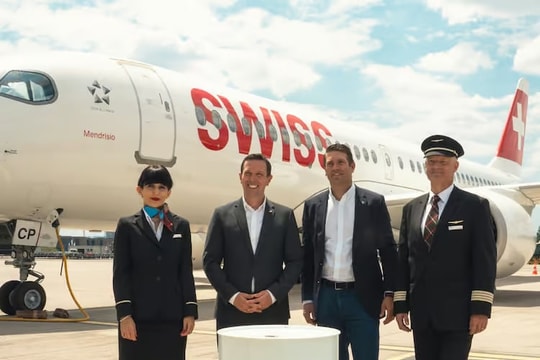 Lần đầu tiên trong lịch sử, máy bay cất cánh bằng nhiên liệu từ... ánh nắng