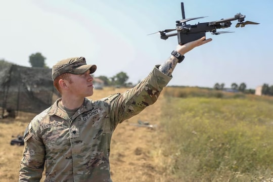 Lầu Năm Góc chạy theo cuộc đua sản xuất UAV chiến đấu giá rẻ