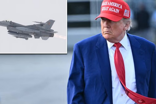 Máy bay dân sự xâm phạm vùng cấm trên sân golf của ông Trump