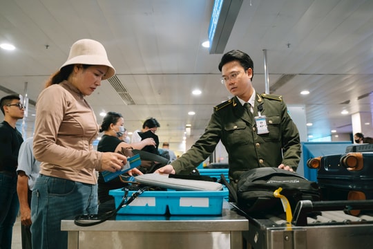 Kiểm soát an ninh hàng không cấp độ 1 tại các sân bay dịp Quốc khánh