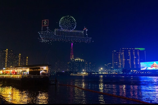 Đại tiệc âm nhạc, ánh sáng tại TP Thiên niên kỷ T&T City Millennia