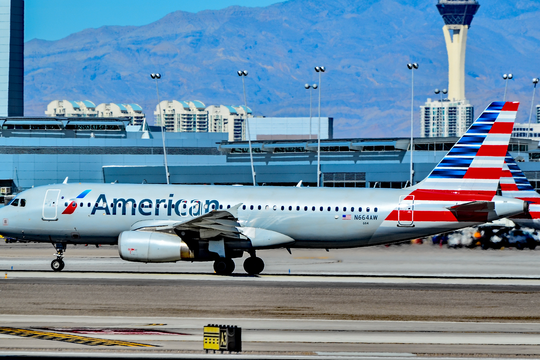 Bị hãng bay thu nhầm 3.600 USD, vợ quân nhân “đòi lại công lý”