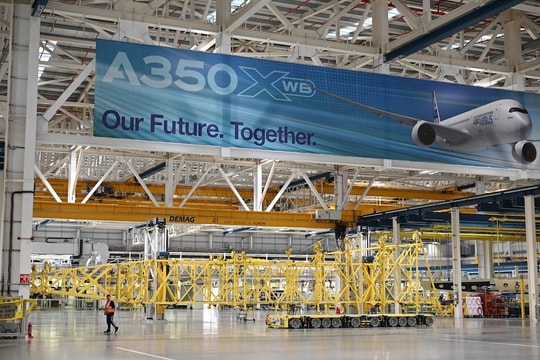 Thất vọng về lương, hàng nghìn công nhân Airbus ở Anh đình công