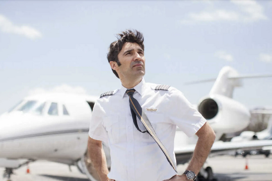 Lương phi công tư nhân Mỹ lên tới 10 tỷ đồng mỗi năm