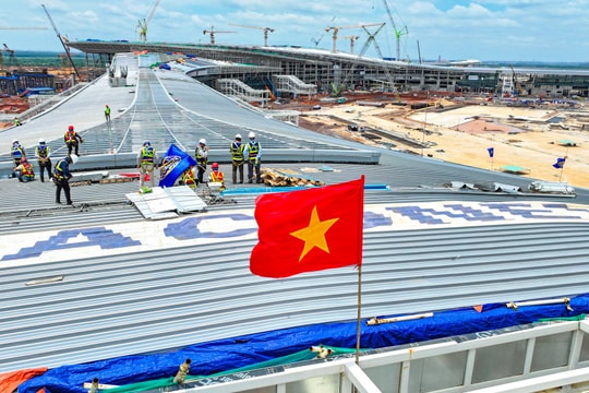 Không khí lao động nhộn nhịp trên đại công trường Long Thành dịp 2/9