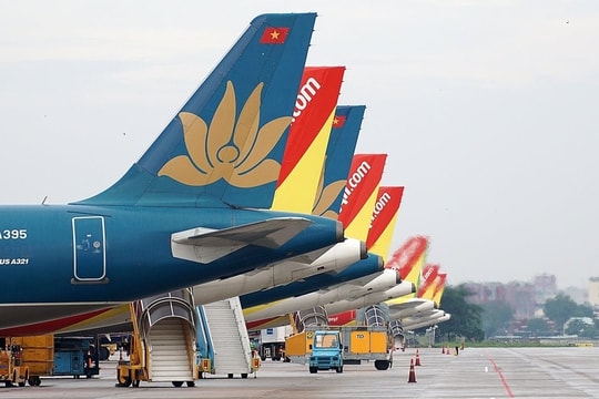 Vietjet vượt Vietnam Airlines ở cả thị trường quốc tế và quốc nội