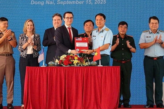 Bàn giao 6 ha đất sạch dioxin tại sân bay Biên Hòa