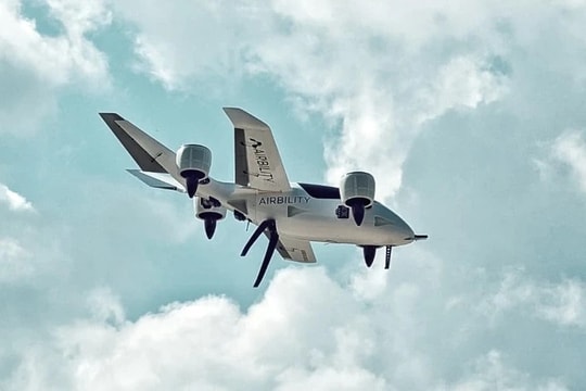 Bay thử nghiệm mẫu UAV Hàn Quốc sẽ sản xuất tại Việt Nam