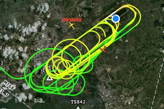 Video sân bay Long Thành đón chuyến bay hiệu chuẩn đầu tiên