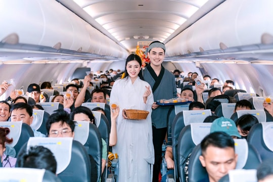 Các hãng bay đón Trung thu trên chín tầng mây