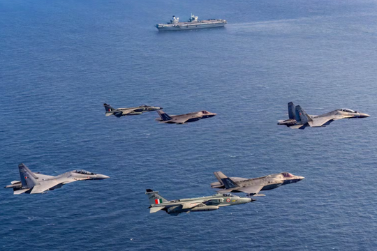 F-35 và Su-30 thử sức trong cuộc không chiến mô phỏng giữa Anh và Ấn Độ