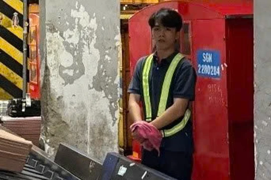 Hành lý ký gửi 'bốc hơi' 50 triệu đồng, thủ phạm là nhân viên phục vụ mặt đất