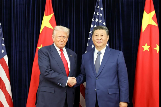 Lý do Tổng thống Donald Trump gặp Chủ tịch Tập Cận Bình ngay tại sân bay Gimhae
