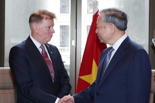 Tổng Bí thư đề nghị Airbus mở rộng chuỗi cung ứng linh kiện và thiết bị hàng không tại Việt Nam