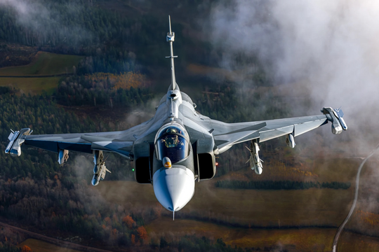 ‘Át chủ bài' Gripen Ukraine cần tiêm kích nào phối hợp?