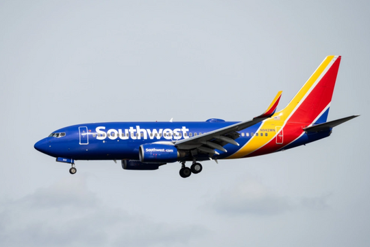 Mỹ: Máy bay Southwest Airlines suýt va chạm trực thăng y tế gần Sân bay Cleveland