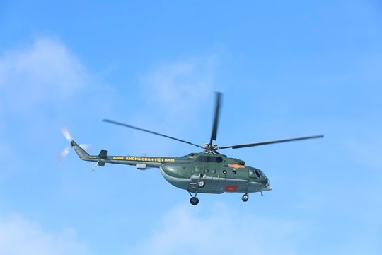 Diễn tập tìm kiếm cứu nạn tàu bay rơi trên biển Gia Lai