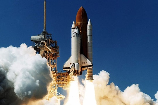 Tỷ phú Phạm Nhật Vượng lấn sân lĩnh vực hàng không vũ trụ