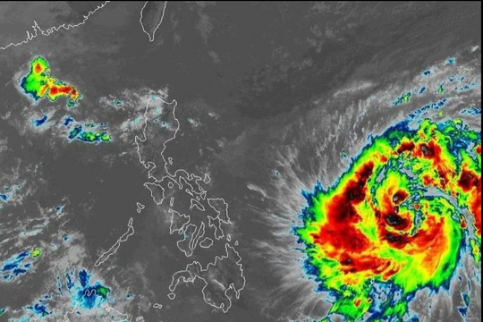 Philippines ra cảnh báo khẩn về bão Phượng Hoàng, hàng không Việt cần lưu ý gì