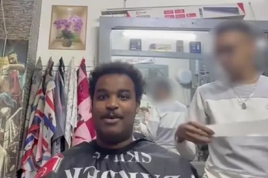 Bay 3.000km sang Morocco để cắt tóc, chàng trai 22 tuổi vừa tiết kiệm vừa du lịch