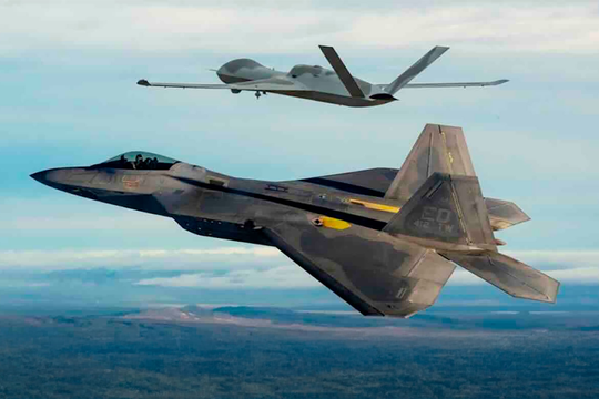 F-22 kết nối MQ-20 Avenger thời gian thực: Bước đột phá tác chiến người – máy