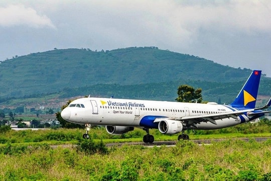 ‘Cha đẻ’ rút vốn, Vietravel Airlines chuẩn bị thay tên, tái cấu trúc