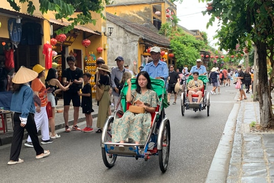 Du khách xứ kim chi mê thành phố biển - Thêm hãng bay Hàn Quốc đến Đà Nẵng