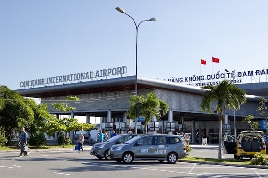 Giá vé máy bay ngày 2/12: TP.HCM - Nha Trang từ 687.000 đồng