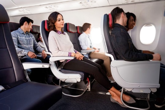 Chỗ ngồi tốt nhất và 'khổ' nhất trên máy bay