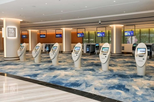 Kỷ nguyên 'không quầy' tại sân bay, tiếp nối mô hình quốc tế