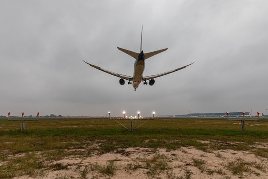 Nhiều công trình hàng không khánh thành vào ngày 19/12