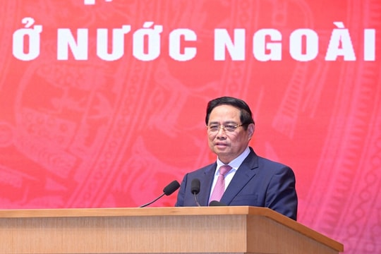 Thủ tướng: Thúc đẩy '3 đột phá' trong công tác đối với người Việt Nam ở nước ngoài