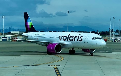 Rẽ sai hướng, 2 máy bay suýt va chạm ở Houston, Mỹ