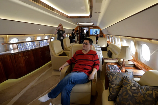 Đội bay tư nhân Trung Quốc co lại dưới áp lực chính sách và kinh tế