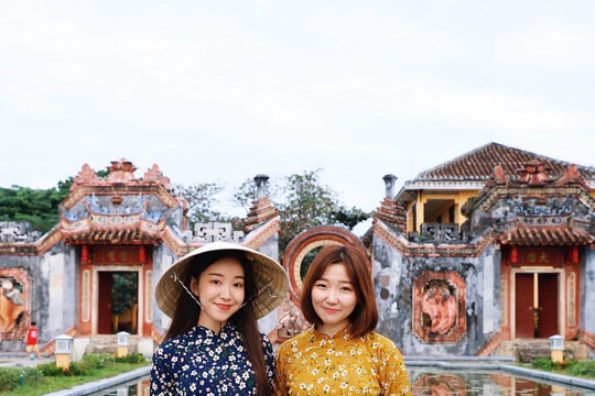 Vì sao khách Hàn Quốc chọn Việt Nam?