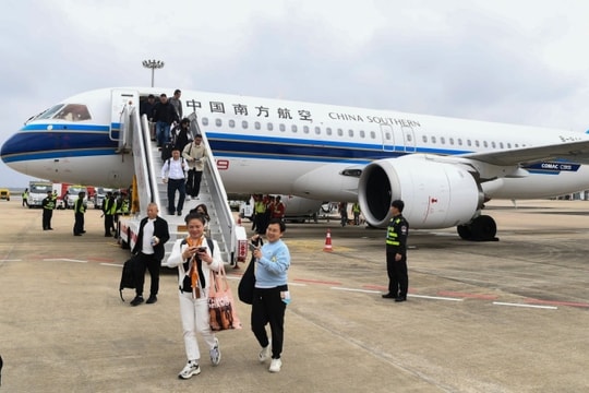 Trung Quốc hủy toàn bộ chuyến bay đến Nhật Bản