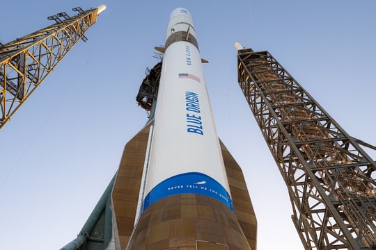 Những bước tiến dài của du lịch không gian thương mại