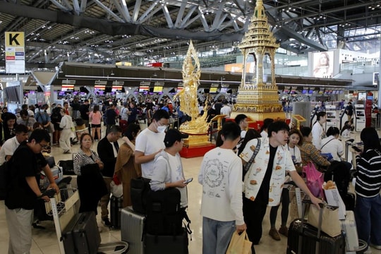 Thái Lan tăng phí, khách bay Việt và quốc tế phải tốn kém hơn