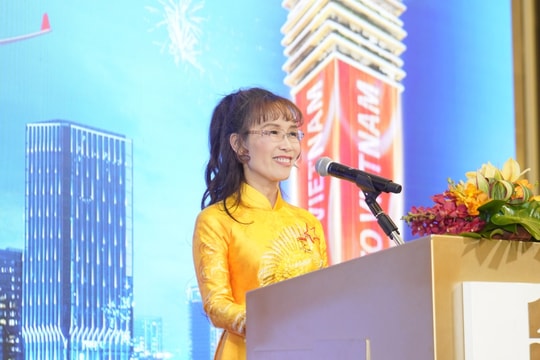 Cổ phiếu hàng không tăng mạnh, Chủ tịch Vietjet nhận 'lì xì' hơn 2.400 tỷ đồng