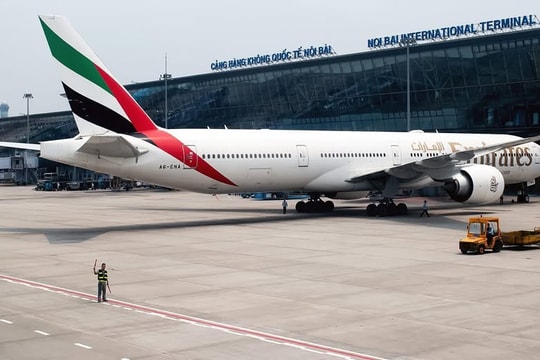 Emirates tổ chức chuyến bay hồi hương từ Nội Bài, hành khách nào được ưu tiên?