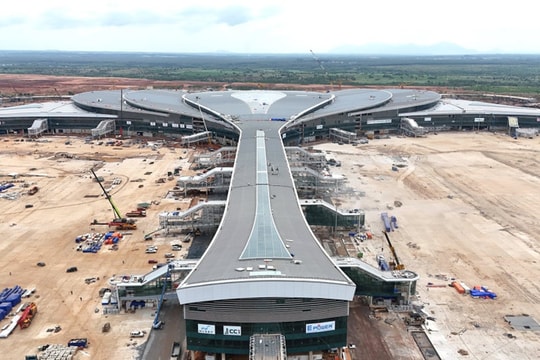 Kéo dài metro Bến Thành - Suối Tiên đến sân bay Long Thành theo lệnh khẩn cấp