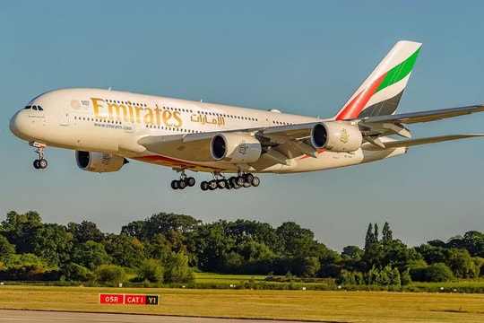 Vì sao các hãng vùng Vịnh đồng loạt khai tử 'siêu máy bay' A380 trên nhiều tuyến?