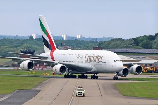 Giá nhiên liệu bay ngày 1/4: Giảm mạnh theo đà hạ nhiệt của giá dầu