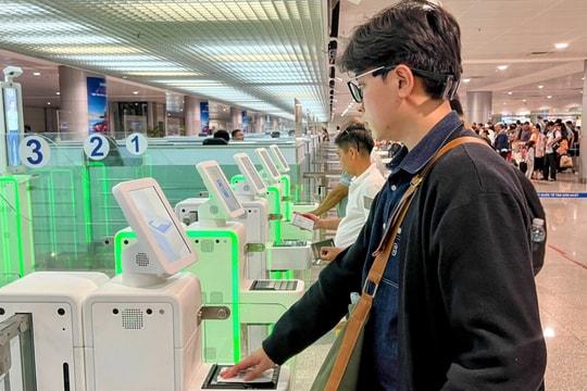 Quy định mới về phí, lệ phí xuất nhập cảnh theo hướng chuẩn hóa, hội nhập