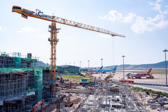 Dự án rộng sân bay Phú Quốc: Nỗ lực từ nhiều bên để đảm bảo tiến độ