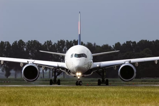 Giá nhiên liệu bay ngày 14/4: Châu Á - châu Đại Dương tăng mạnh nhất