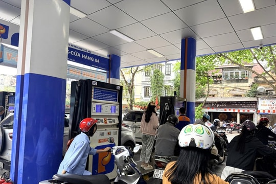 Doanh nghiệp vẫn được khấu trừ thuế giá trị gia tăng đầu vào đối với xăng dầu và nhiên liệu bay