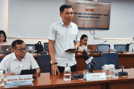 TP.HCM sẽ dùng xe buýt điện và tăng chuyến đến sân bay trong kỳ nghỉ lễ